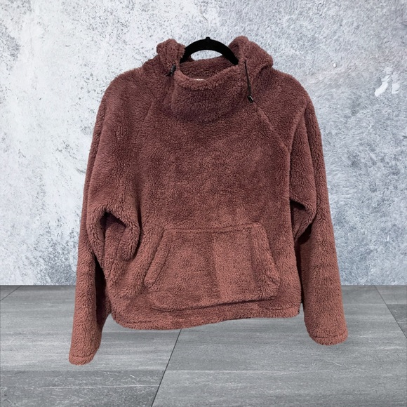 PINK Victoria Secret teddy pullover with front pocket. EUC - Picture 1 of 2